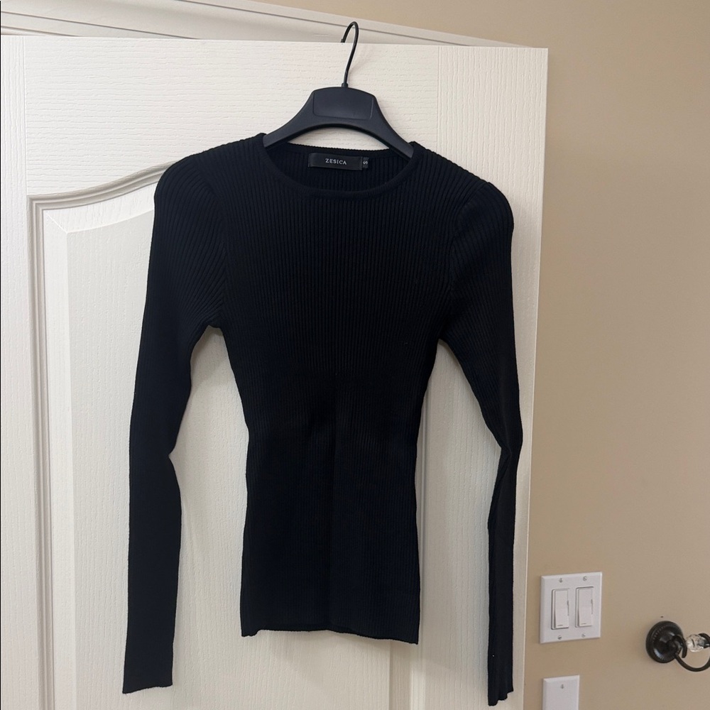 Zessica Black Ribbed Long-Sleeve Knit Top NWOT